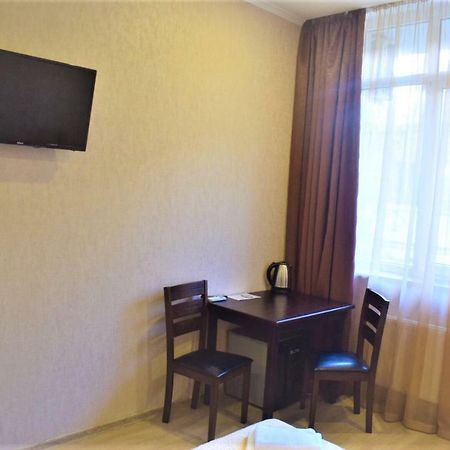 Apartment De France Odessa Esterno foto