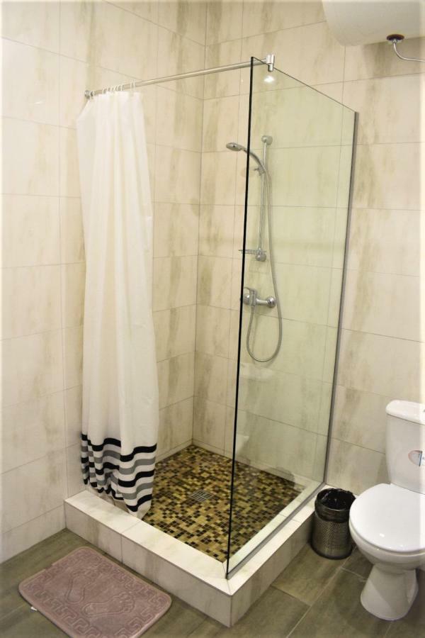 Apartment De France Odessa Esterno foto